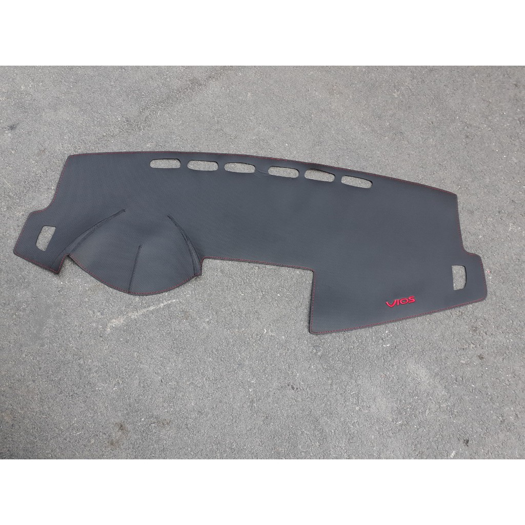 Thảm taplo da carbon xe Vios 2014 2015 2016 2017 2018 2019 2020