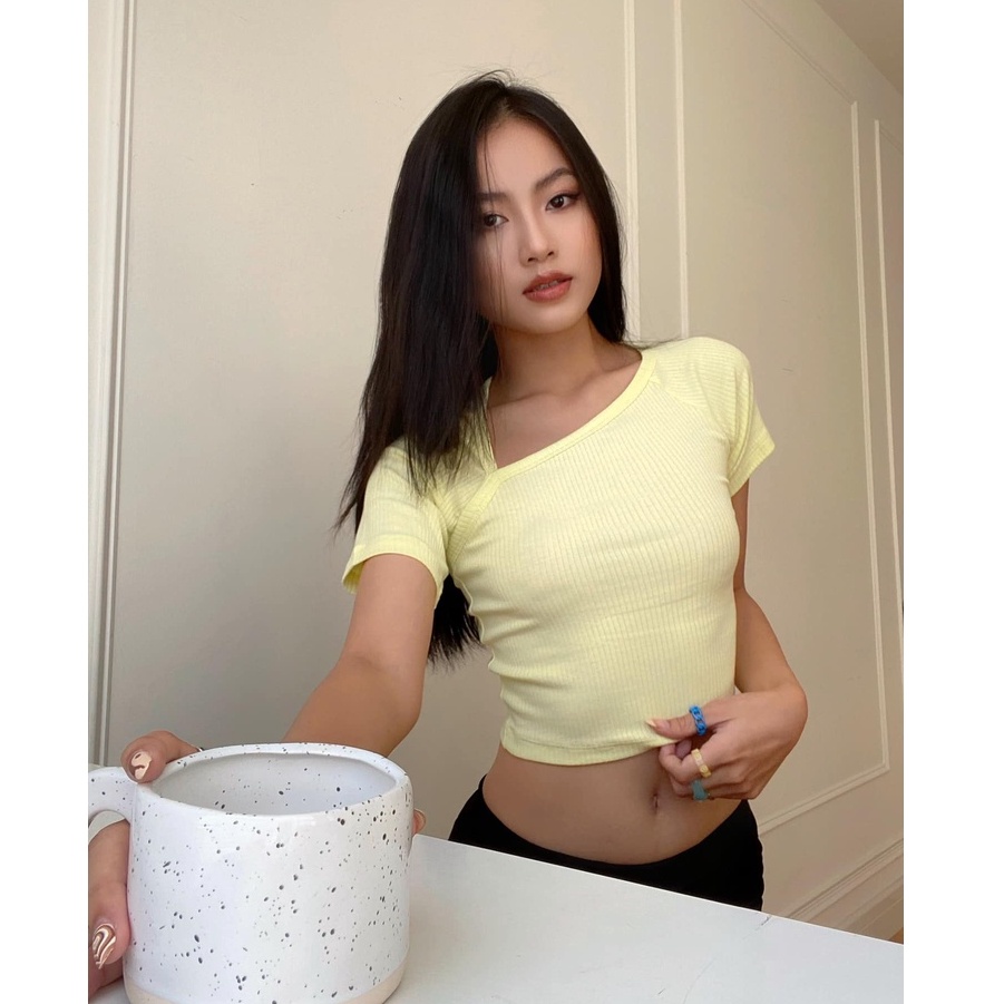 TheBlueTshirt - Áo Croptop Nữ Màu Vàng Chanh - Neckline - Lemon Cutout Rib Cotton Top