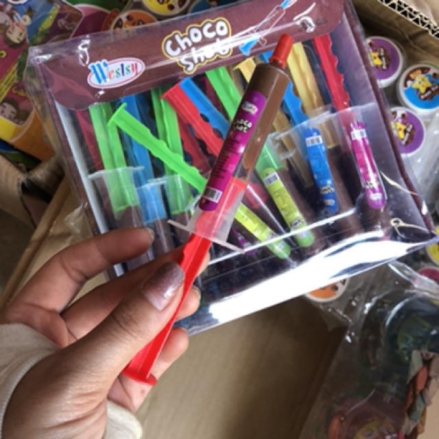 Hộp 30 chiếc kẹo siro socola hình xi lanh cực ngon