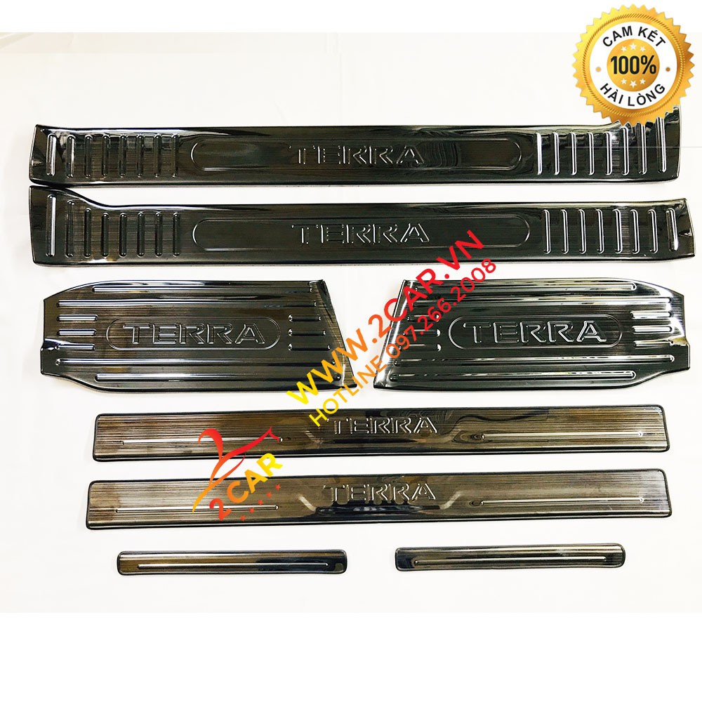 Ốp Bậc Cửa Trong Ngoài NISSAN TERRA, chất liệu Titan