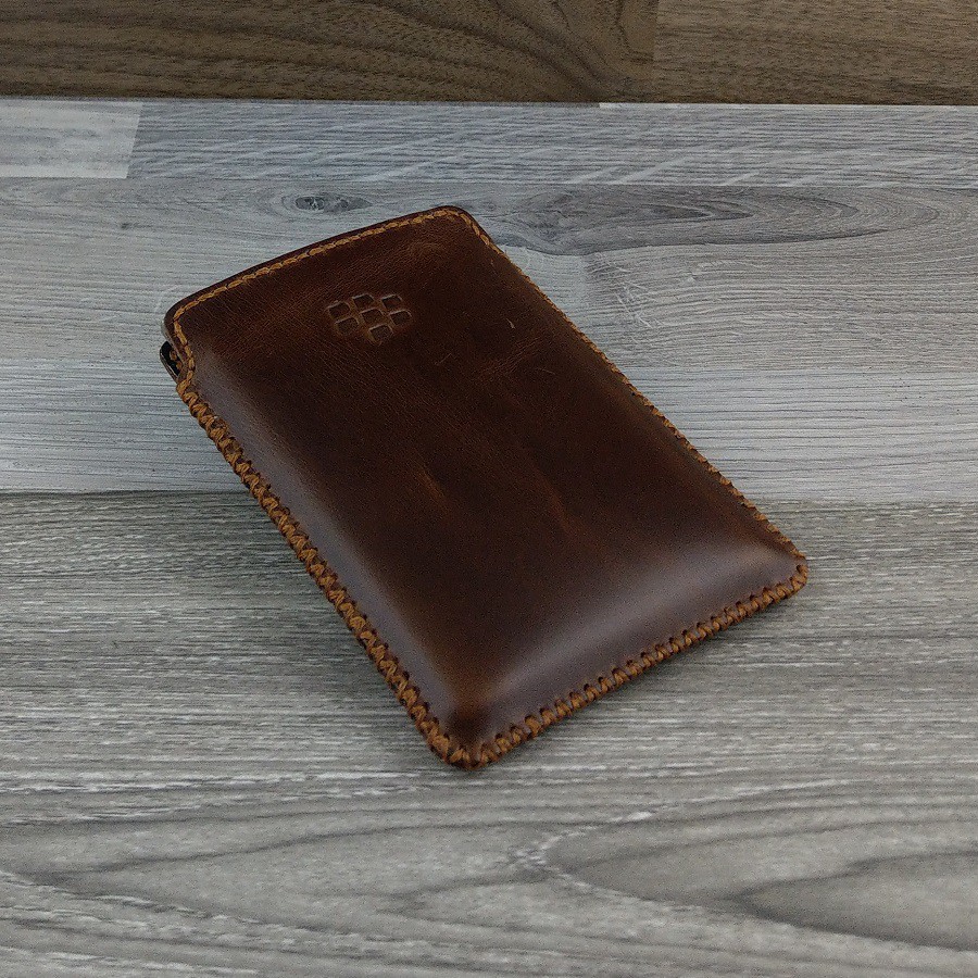 bao da rút blackberry passport style da bò sáp
