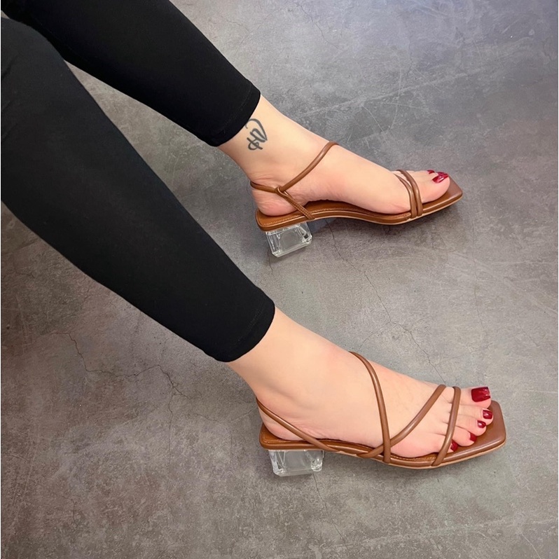Sandal Dây Gót Trong SDV027
