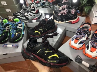 Giầy balentrack