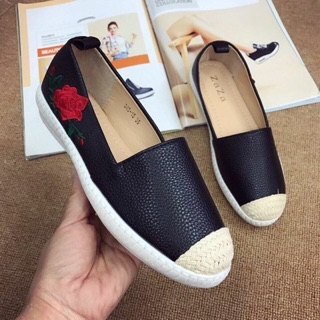 Giầy Tóm mũi len hoa hồng