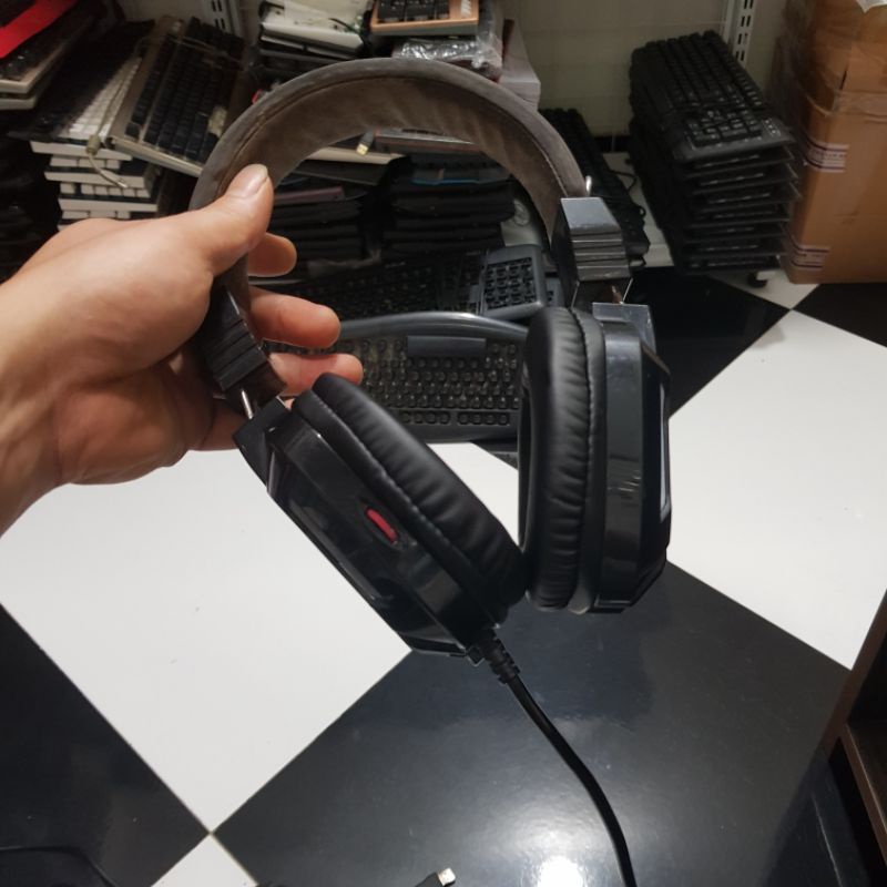 Tai nghe Gaming TAKO Robot Gt12 hàng thanh lý còn tốt