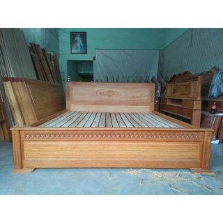 Giường ngủ gỗ căm xe