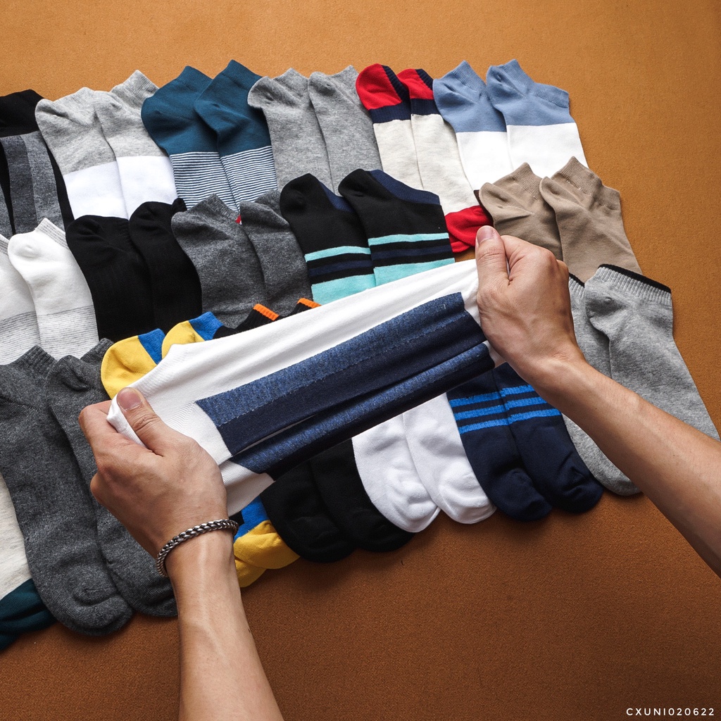 1 Đôi Tất Vớ Chân Uniqlo 3 màu thoáng khí, thấm hút mồ hôi, co giãn cao cấp xuất xịn chính hãng