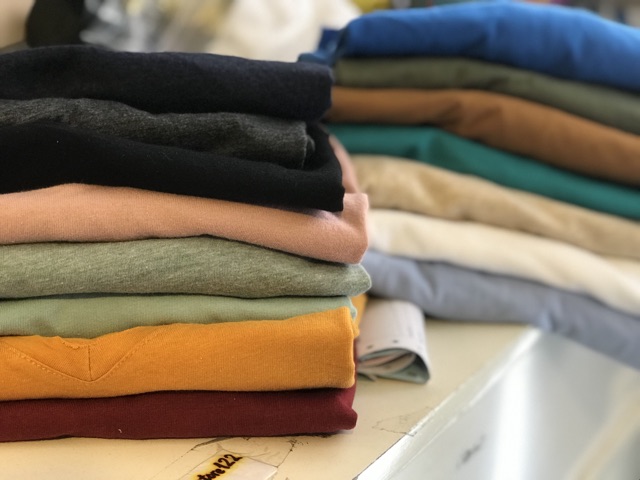 Áo thun basic - hình thật