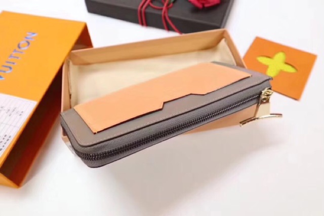 Ví monogram l v dài