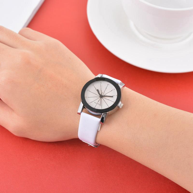 Đồng hồ analog máy quartz dây da cho cặp đôi