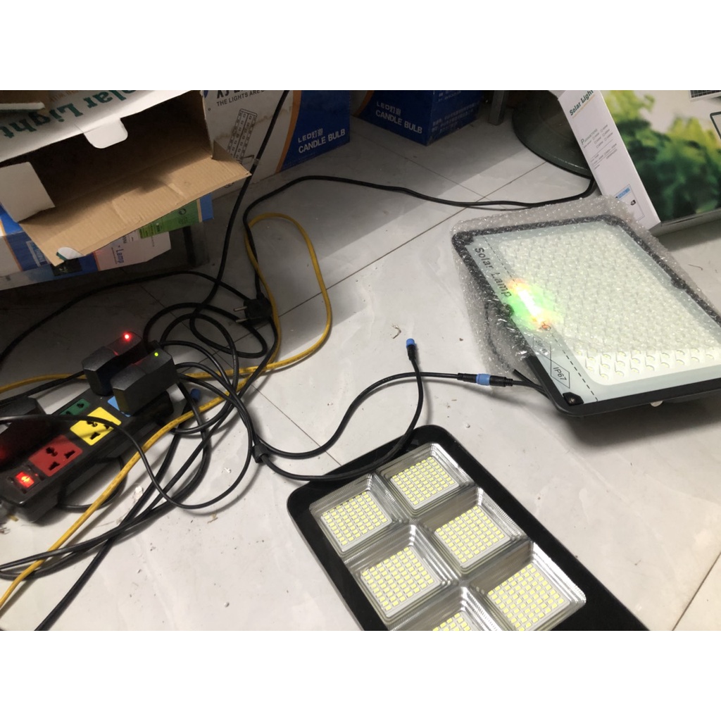 sạc dự phòng cho đèn năng lượng mặt trời, sử dụng điện sinh hoạt giúp đèn hoạt động tốt ngày thời tiết xấu