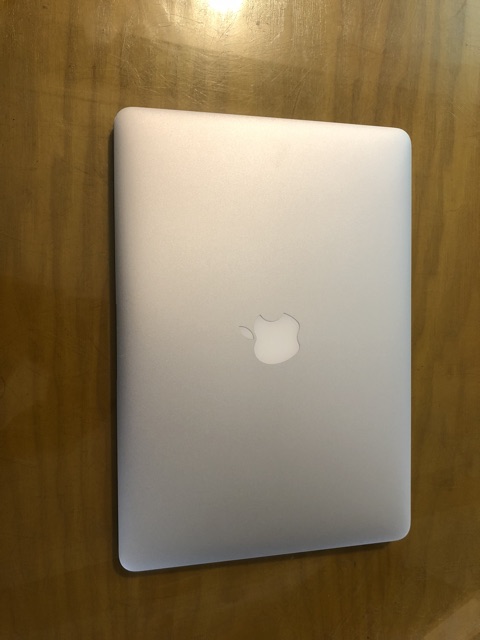 Macbook air 13.3inch 2015 MJVE2 cpu i5-1.6ghz ram 4GB ssd 128gb máy rất đẹp