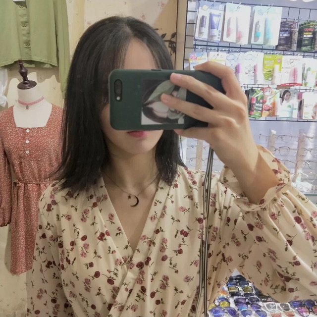 Váy hoa cổ V vintage (Kèm hình thật) | BigBuy360 - bigbuy360.vn