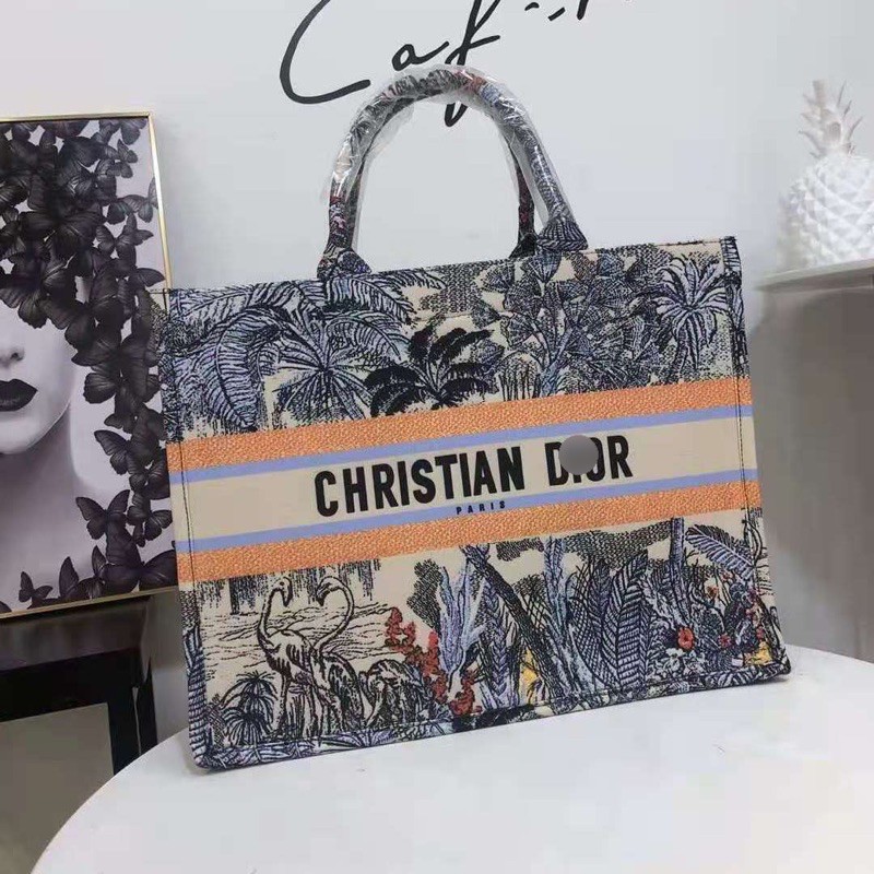 Túi xách BOOK TOTE hoạ tiết thiên nhiên màu sắc