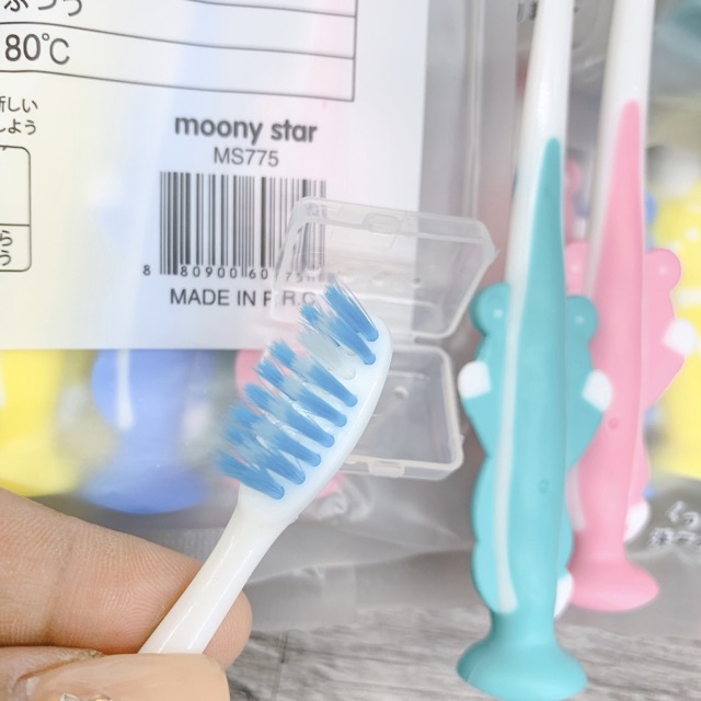 Set 4 Bàn Chải Đánh Răng Xuất Nhật Siêu Mềm Cho Bé
