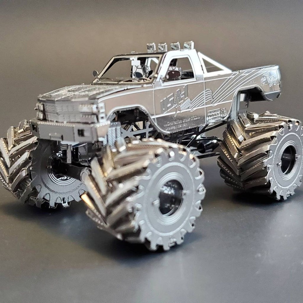 Mô Hình Thép 3D Bằng Kim Loại Xe Quái Vật Monster Truck [ Chưa Lắp ]