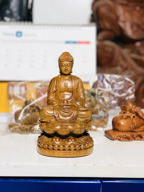 Tượng Phật A Di Đà gỗ bách xanh