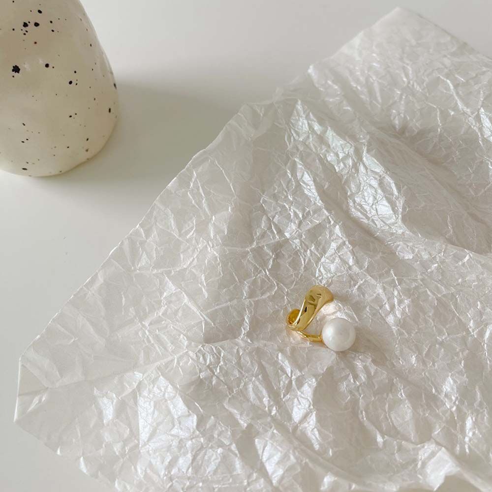 Khuyên tai dạng kẹp hình tròn bằng kim loại đính ngọc trai đơn giản cho nữ