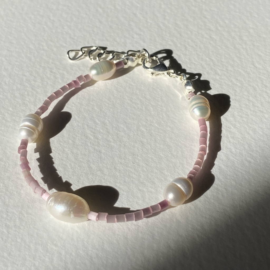 Vòng Tay Handelait Đính Hạt Đá Nhân Tạo Mix Hạt Cườm Màu Hồng Tím Pastel Trung Tính Thanh Lịch