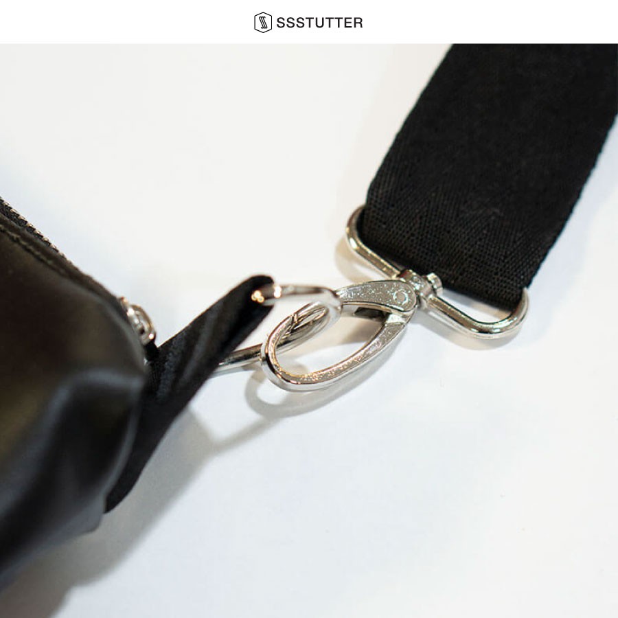 [Mã MABR30FA giảm 10% tối đa 30k đơn 99k] Túi đeo chéo unisex dáng cơ bản SSSTUTTER giả da leather cross bag | BigBuy360 - bigbuy360.vn