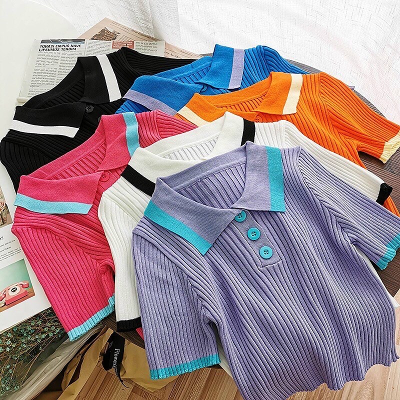 Áo len mongtoghi croptop viền cúc ngực