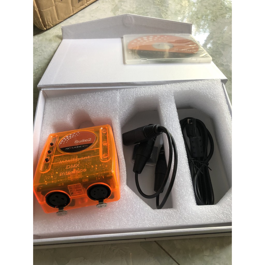 Card  Sunlite Suite 2 FC+ điều khiển ánh sáng