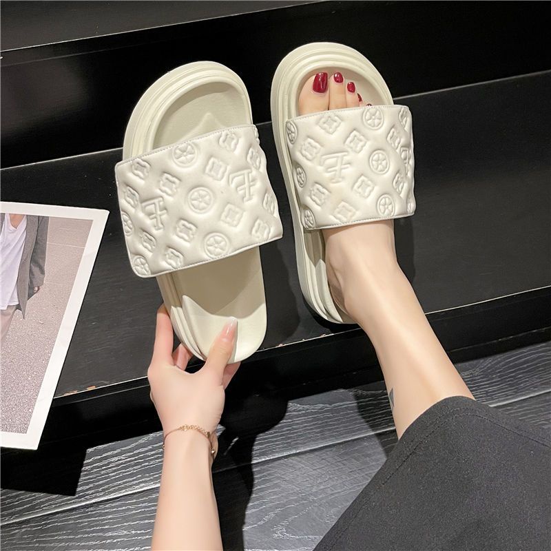 Dép Quai Ngang Đế Dày Chống Trượt Thời Trang Mùa Hè Dễ Phối Đồ Cho Nữ