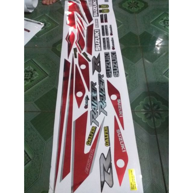 Tem rời crom dán xe raider