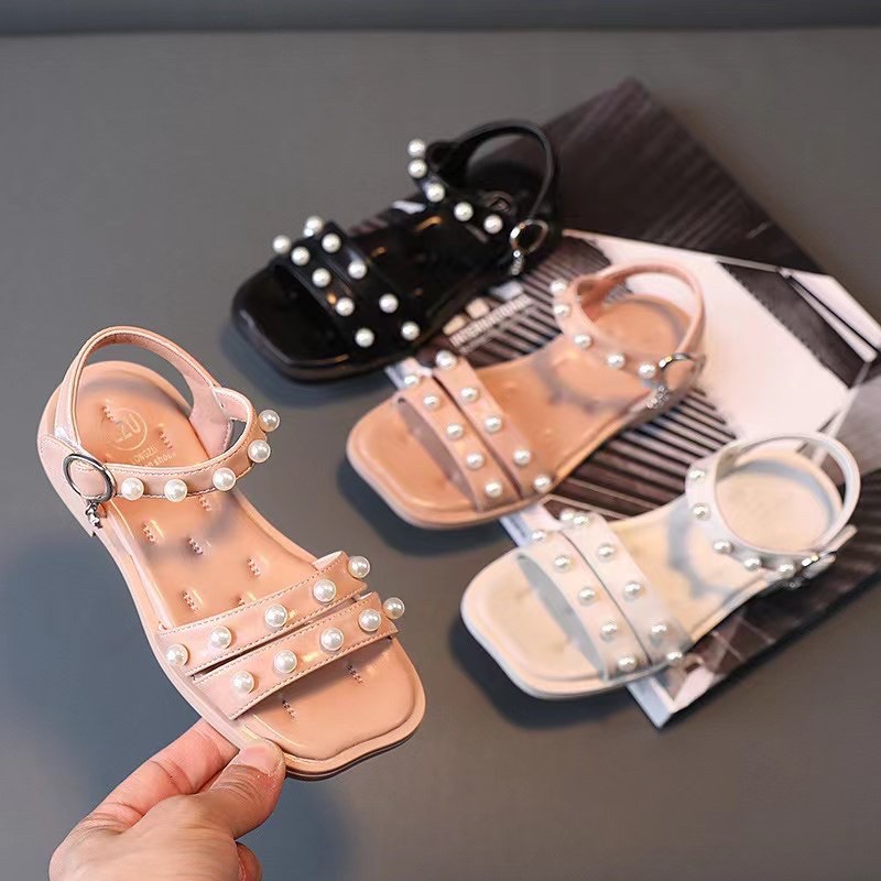 Sandal quai gắn chuỗi