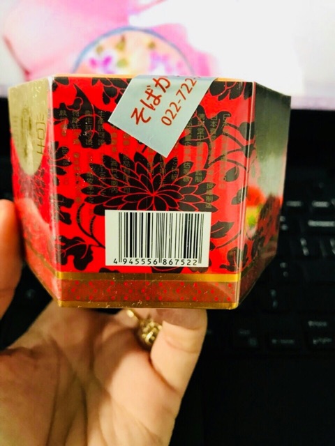 Kem xóa nám Nhật Bản