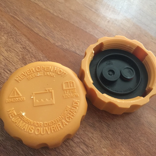 Nắp bình nước phụ Nubira ,Matiz , Lanos , Gentra  , Lacetti , xe dùng chung