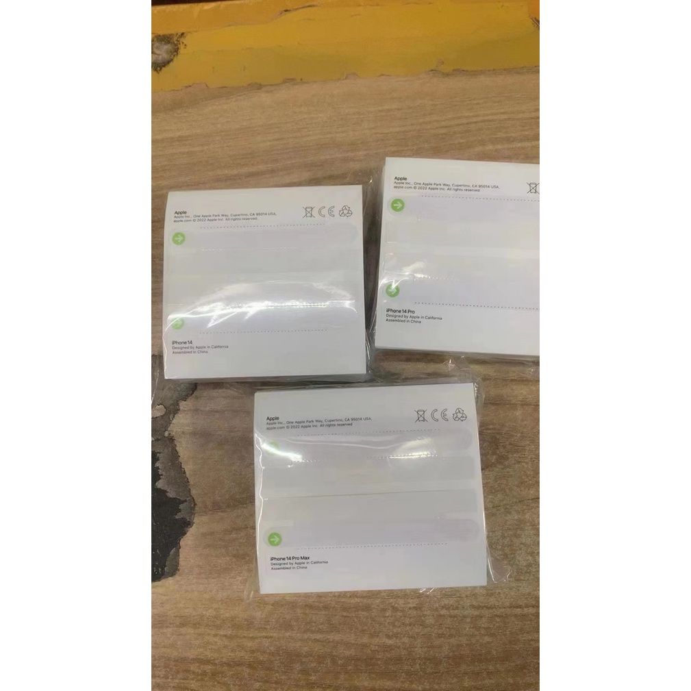 1 Hộp Rỗng Đựng Điện Thoại 14 14plus plus pro max Phiên Bản US