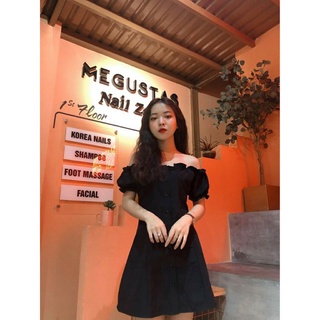 pass đầm trễ vai đen