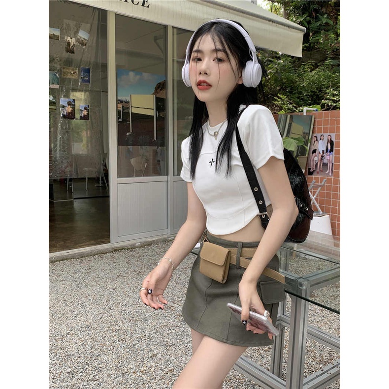 Áo Thun Cotton Ngắn Tay Ôm Dáng Màu Đen Thời Trang Mùa Hè Cho Nữ