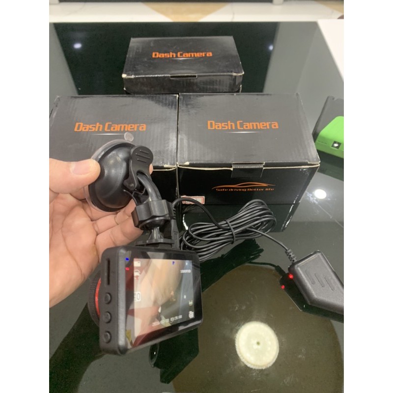 camera hành trình ô tô T619