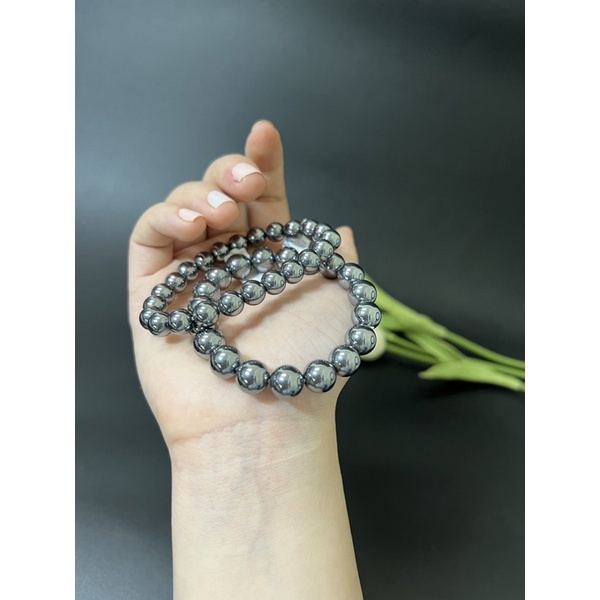 Vòng tay Hematite.