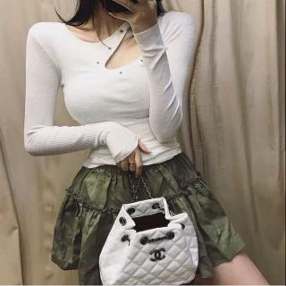 ÁO THUN GÂN KHOÉT CỔ