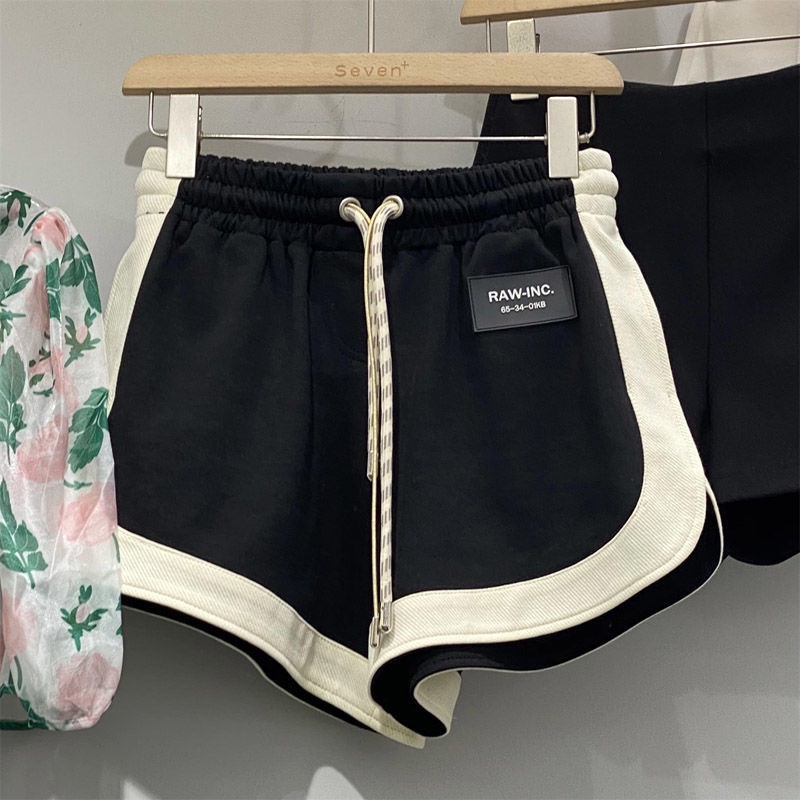 Quần Short Thể Thao Nữ Ống Rộng Năng Động