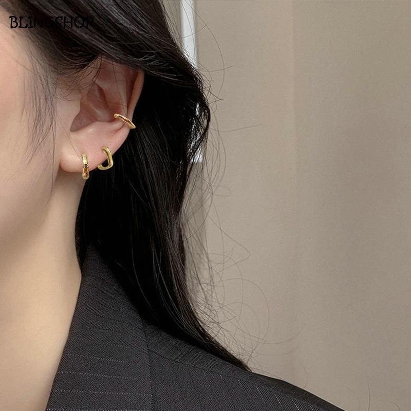 Bộ Khuyên Tai Hình Bướm Đơn Giản Phối Tua Rua Thời Trang Cho Nữ