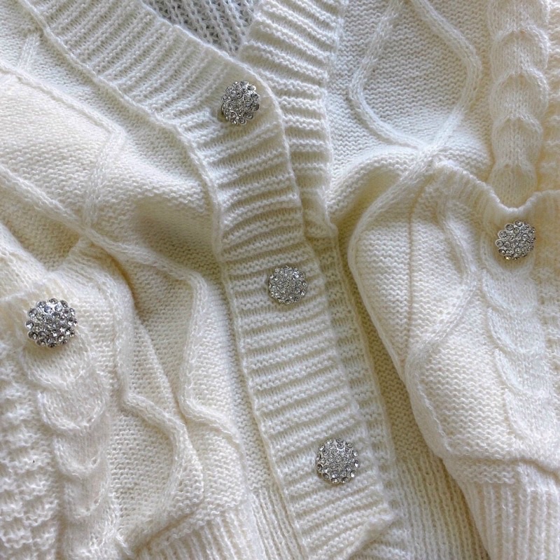 Khoác Cadigan len thừng khuy đá dáng lỡ