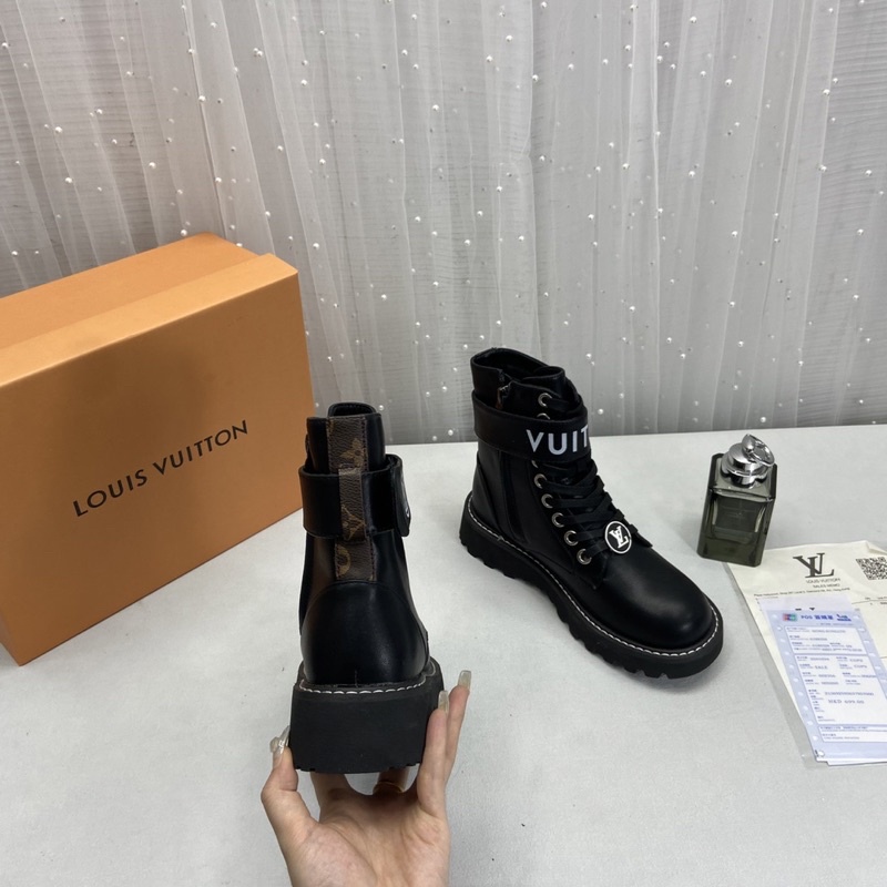 Boot Chiến Binh LV Đen/Hoạ Tiết Full Size 35-39  -  By Anh Dinh Phuong