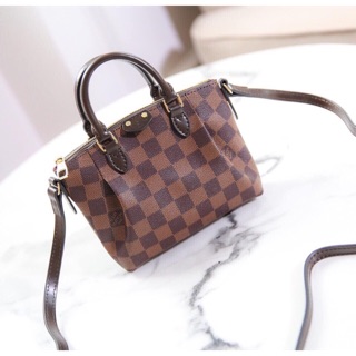 Túi LV nano vừa cầm tay vừa đeo chéo size 18 nhé