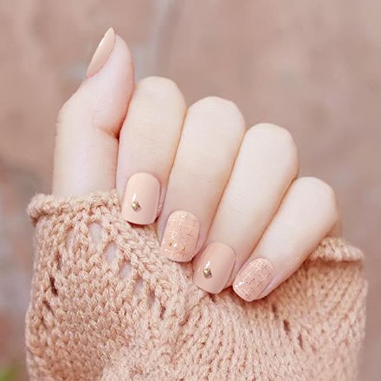 Bộ 24 Móng Tay Giả Trang Trí Cho Cô Dâu