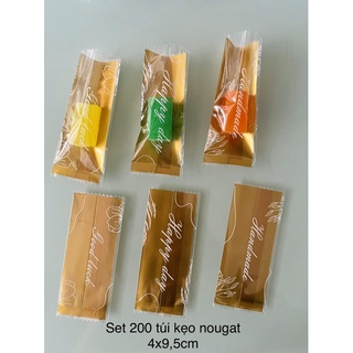 Set 200 túi nougat VÀNG SANG TRỌNG mã KEO-02 kt 4x9,5cm