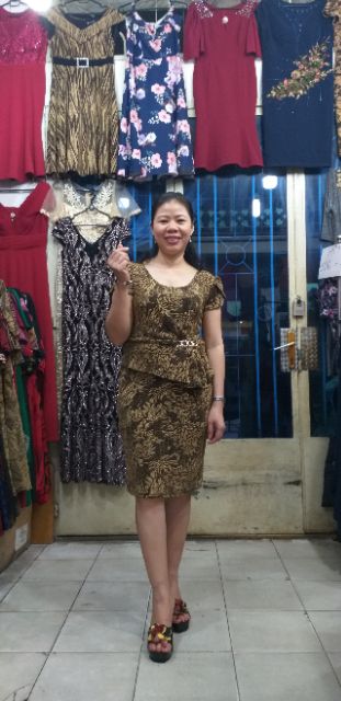 Đầm dự tiệc trung niên dáng ôm sang trọng che khuyết điểm ( 52kg - 70kg ) | BigBuy360 - bigbuy360.vn