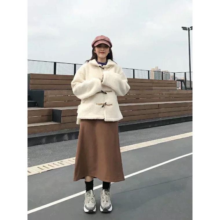 Áo khoác Lông cừu nữ kiểu dáng cổ điển | BigBuy360 - bigbuy360.vn