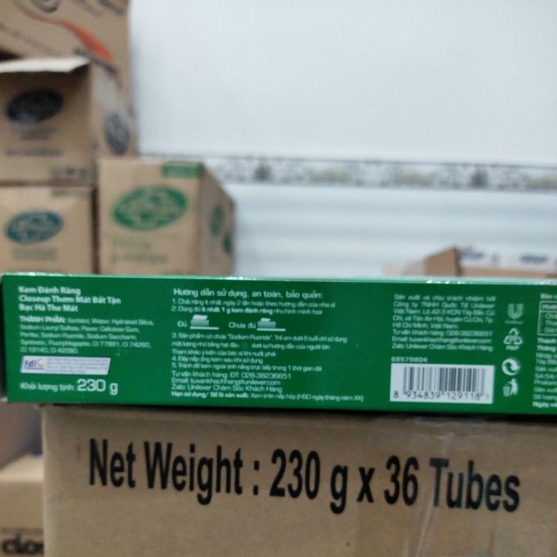 Kem đánh răng closeup bạc hà