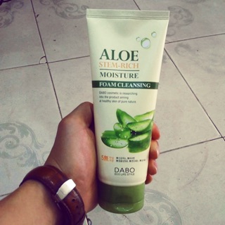 Sữa rửa mặt dưỡng ẩm lô hội Dabo - Dabo Aloe Stem-Rech Moisture Foam Cleansing