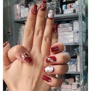 Bộ móng giả thiết kế k3 màu đỏ đô