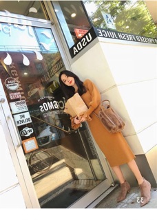 Váy len nữ tay bồng cổ cao